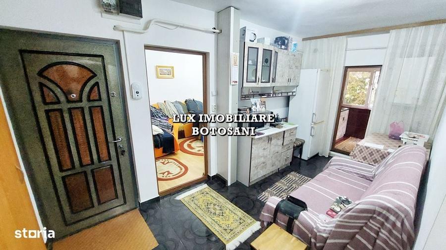 Apartament 2 camere, Donici, etaj 3 - 4