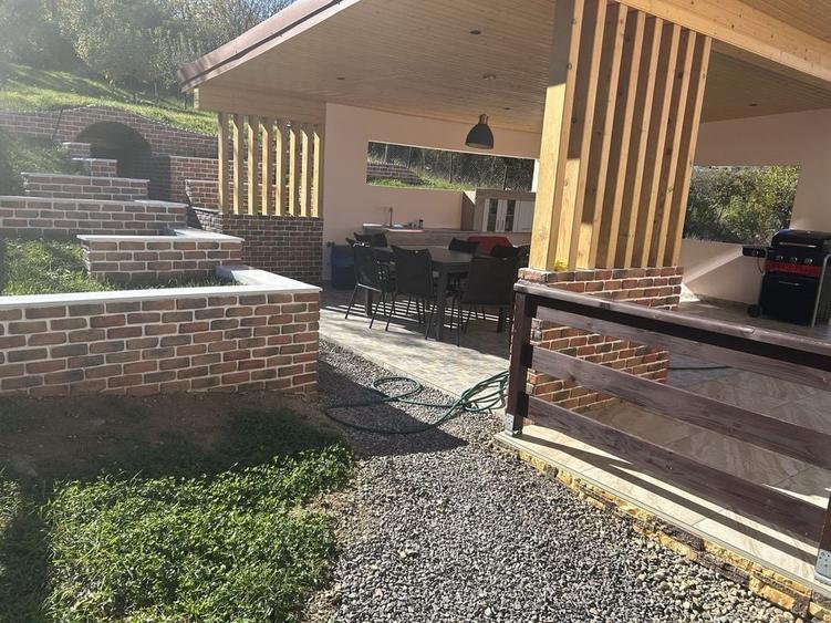 Casă cu 3 camere în Exterior Vest