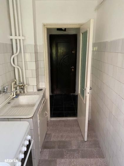 Apartament cu 2 camere în Viziru 3