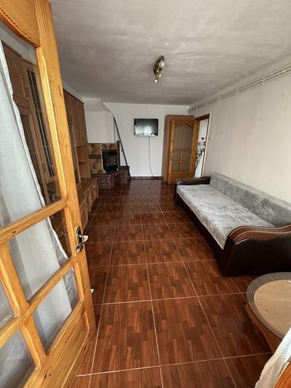 Casă cu 3 camere în Central