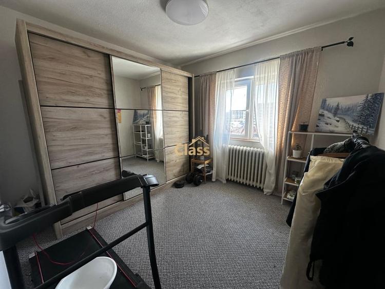 Apartament cu 3 camere decomandat, mobilat în Dâmbul Rotund