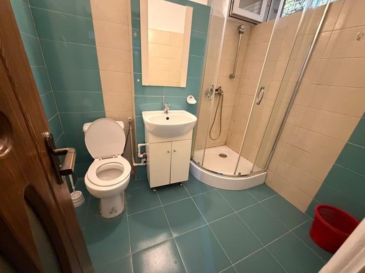 Apartament cu 2 camere semidecomandat în Dristor