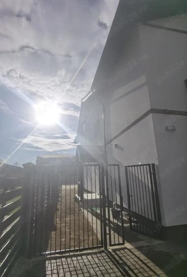 Casă cu 3 camere în Giroc