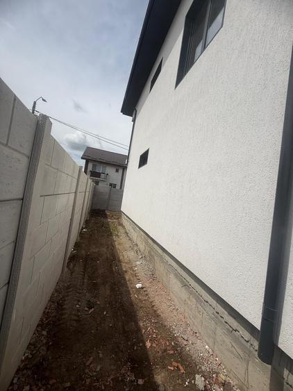 Casă individuală cu 4 camere cu Canalizare în Vârteju