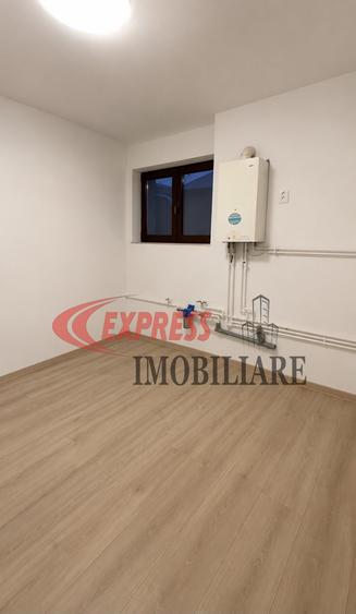 Apartament cu 2 camere semidecomandat în P-ța Victoriei