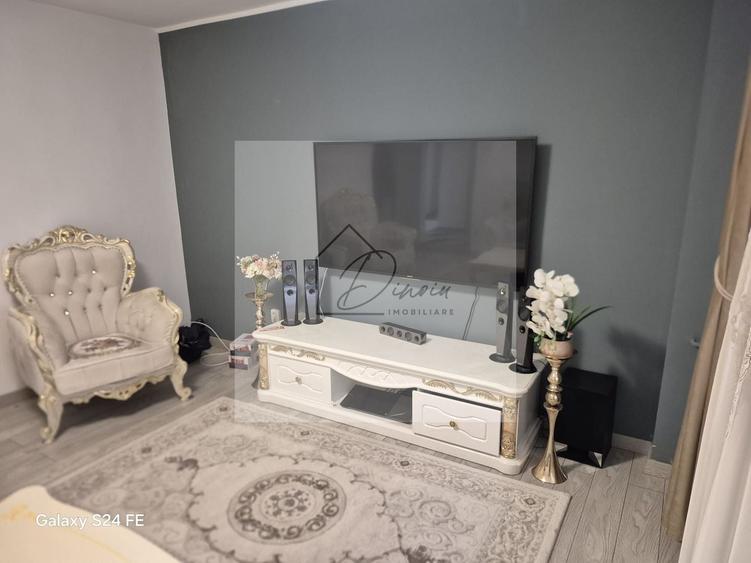Apartament cu 3 camere decomandat, mobilat în Tei