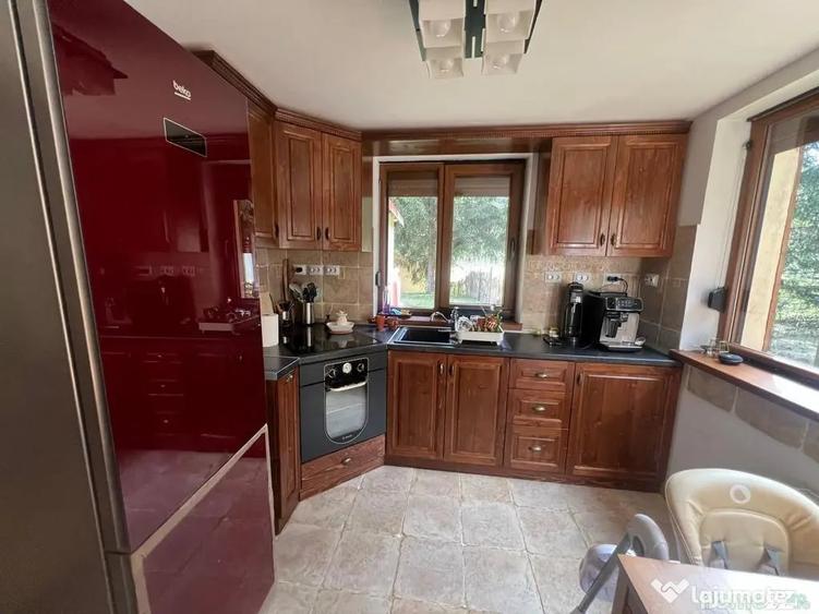 Casă cu 4 camere cu Teren 900 Mp în Comandău