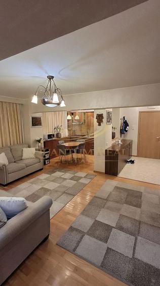 Apartament cu 2 camere semidecomandat în Mihai Bravu