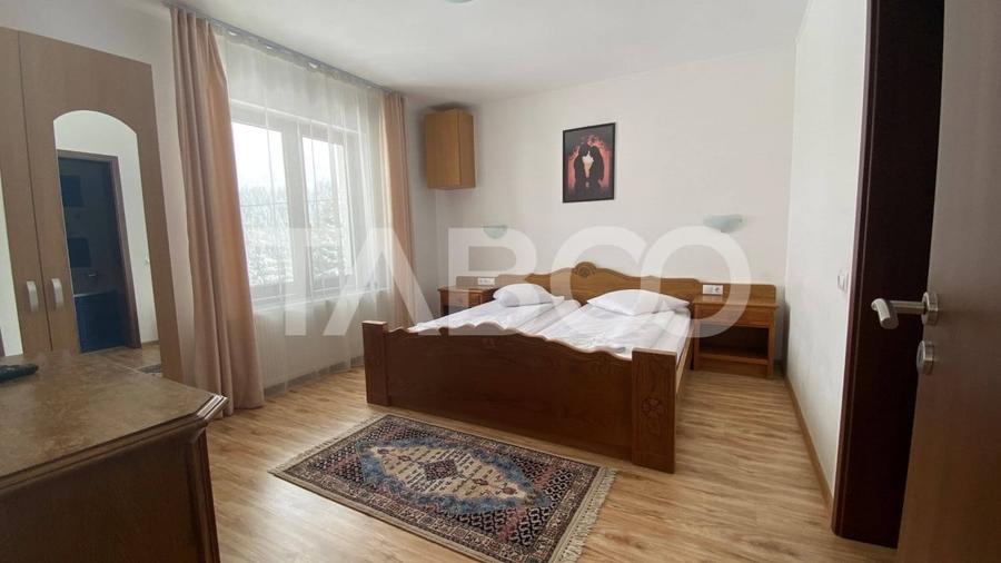 Casă individuală cu 10 camere cu Piscina în Păltiniș