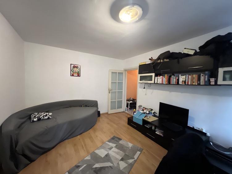 Apartament cu 2 camere nedecomandat, mobilat în Girocului