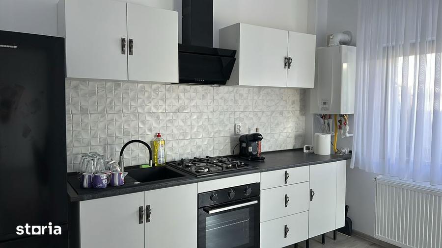 Casă cu 4 camere cu Teren 272 Mp în Clinceni