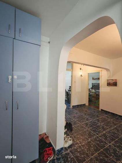 Apartament cu 4 camere decomandat în Central
