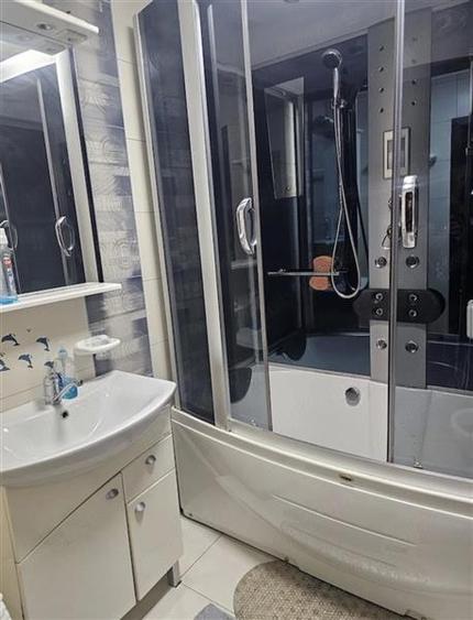 Apartament cu 3 camere decomandat în Dorobanților