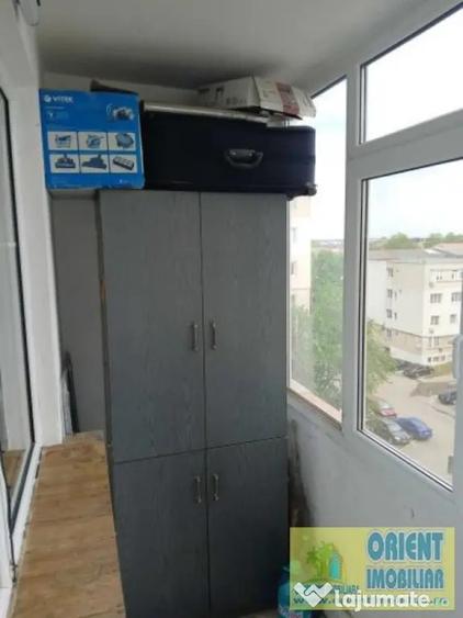 Apartament cu 3 camere decomandat în CET