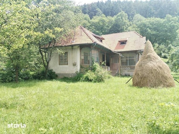Casă cu 4 camere cu Teren 110 Mp în Posada