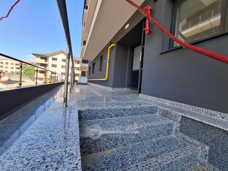 Apartament cu 2 camere decomandat în Galata