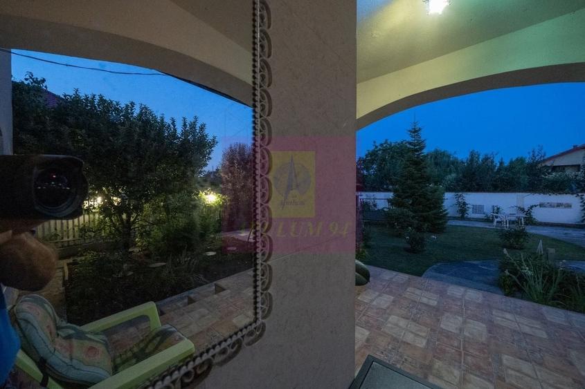 Casă cu 4 camere cu Teren 510 Mp în Săftica