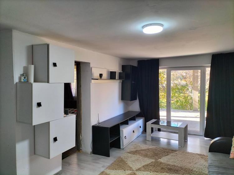 Teren Construcții intravilan de 4500 mp, în Stâlpeni