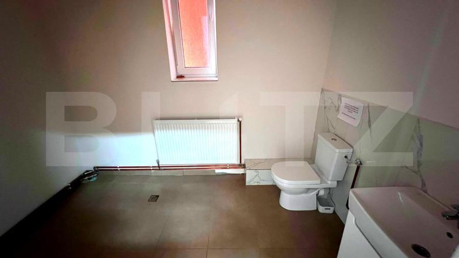 Spațiu comercial, de 180 mp, în Central