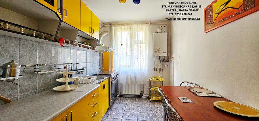 Apartament cu 3 camere decomandat în Precista
