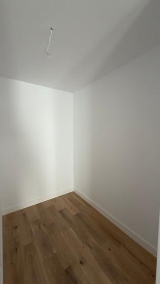 Apartament cu 2 camere decomandat în Străulești