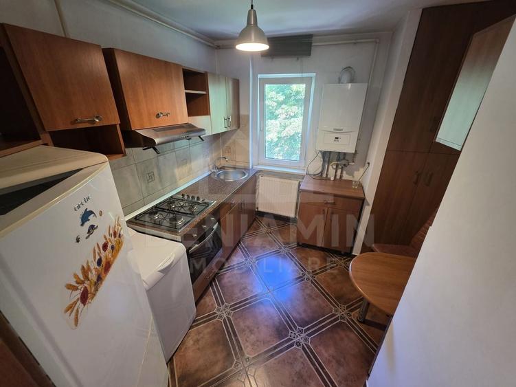 Apartament cu 2 camere semidecomandat în Astra