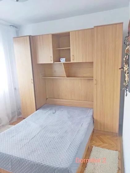Apartament cu 3 camere decomandat în Gheorghe Lazăr
