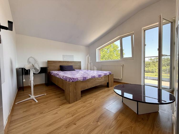 Duplex cu 3 camere cu Teren 213 Mp în Domnești