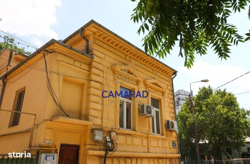 Apartament cu 4 camere în Universitate