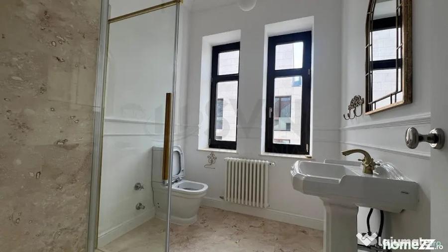 Casă cu 7 camere cu Teren 500 Mp în Dorobanți