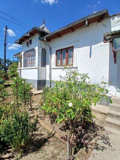 Casă cu 3 camere în Săpata