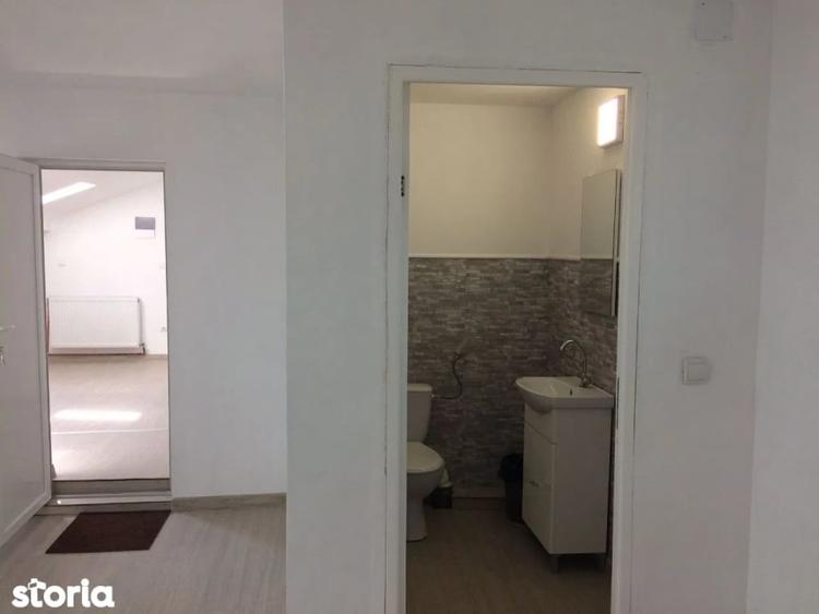 Casă individuală cu 4 camere cu Canalizare în Calea Aradului