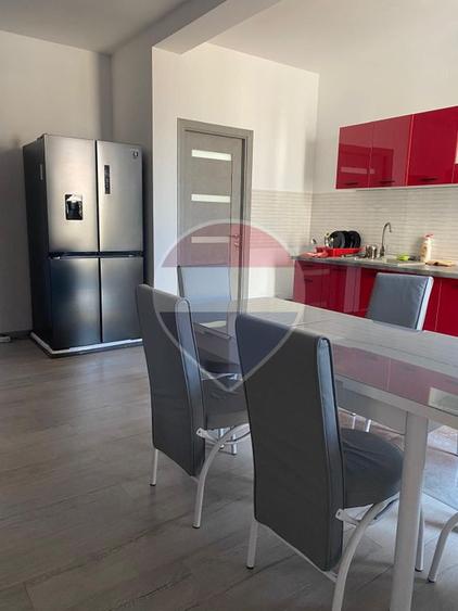 Casă cu 4 camere cu Teren 380 Mp în Berceni