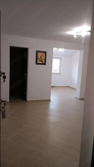 Spațiu comercial, de 37 mp, în Central