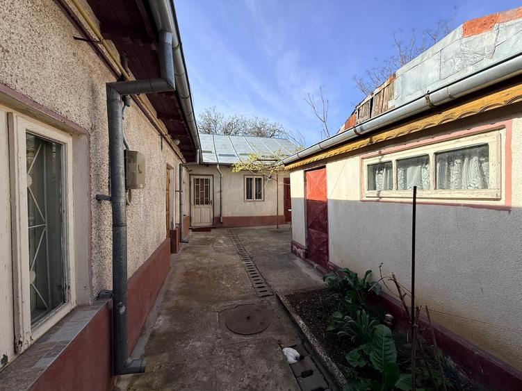 Casă individuală cu 2 camere cu Canalizare în Nord