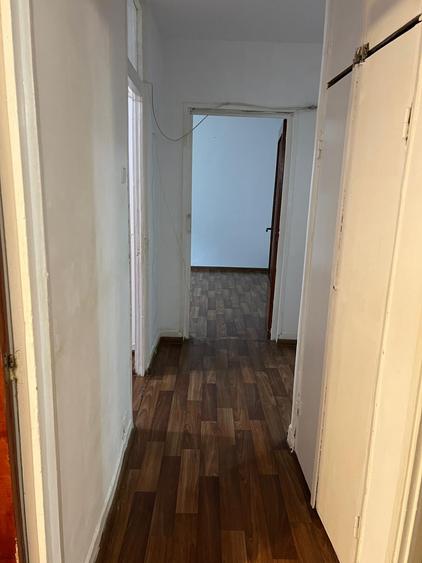 Apartament cu 2 camere decomandat în Republicii