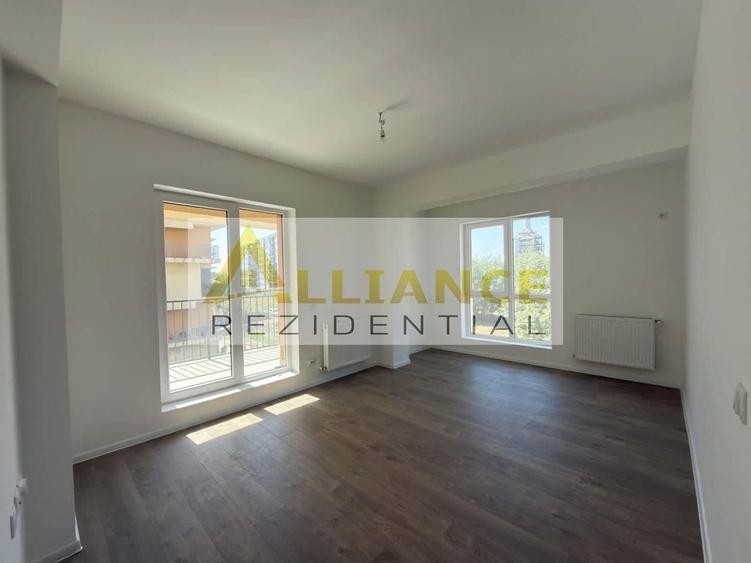 Apartament cu 3 camere decomandat în Metalurgiei