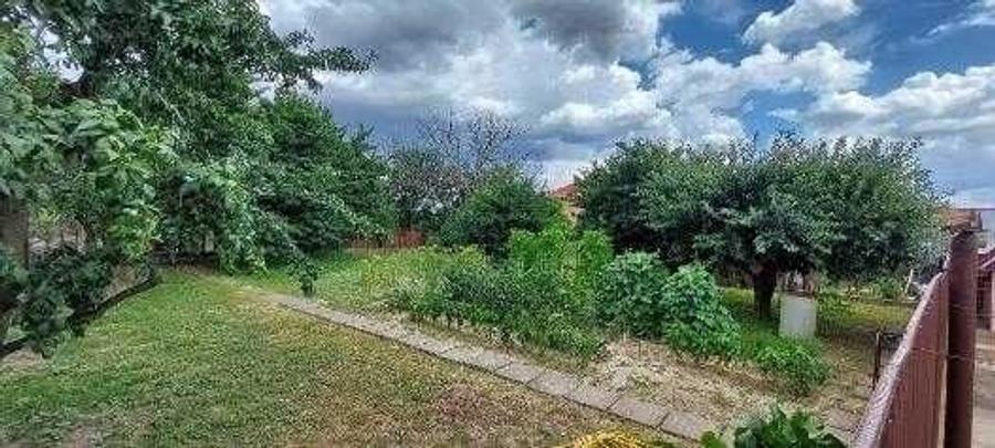 Casă cu 4 camere în Viișoara