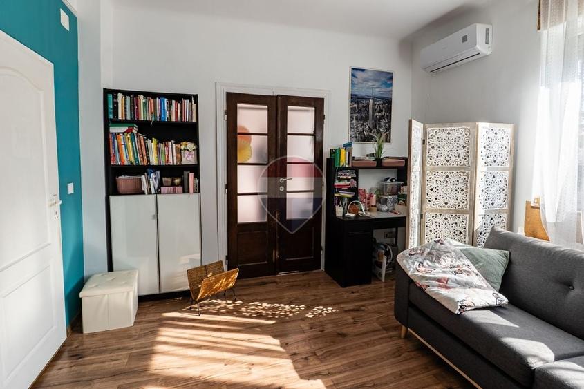 Duplex cu 3 camere cu Teren 500 Mp în Central