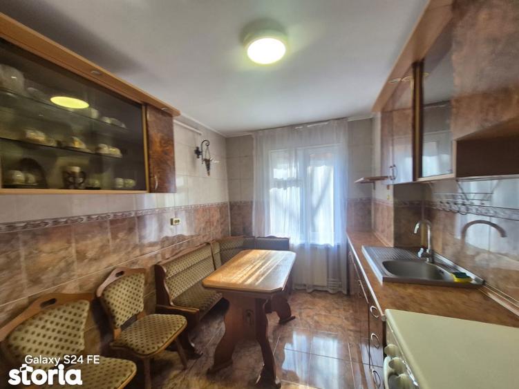 De inchiriat Apartament tip duplex cu 3 camere /etaj 1 - 10