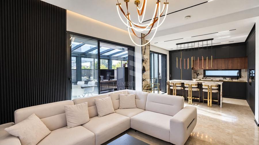 Duplex cu 4 camere cu Piscina în Kamsas