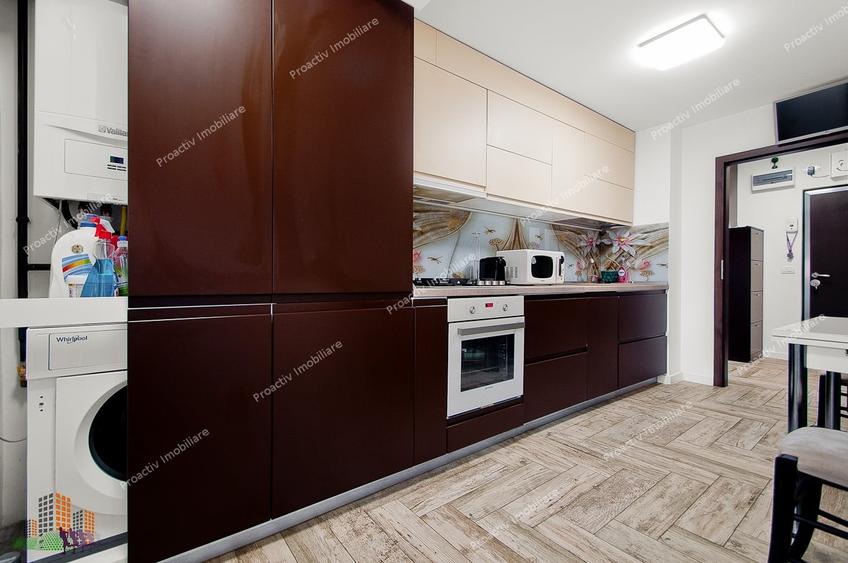 Apartament cu 2 camere în Micro 18