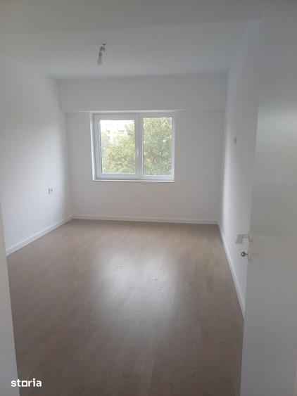 Apartament cu 3 camere decomandat în Ultracentral