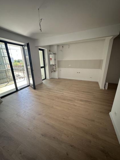 Apartament cu 2 camere semidecomandat în Titan