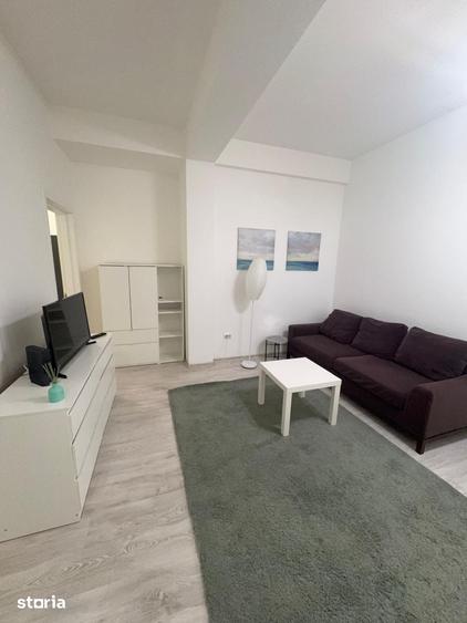 Apartament cu 3 camere în Independenței