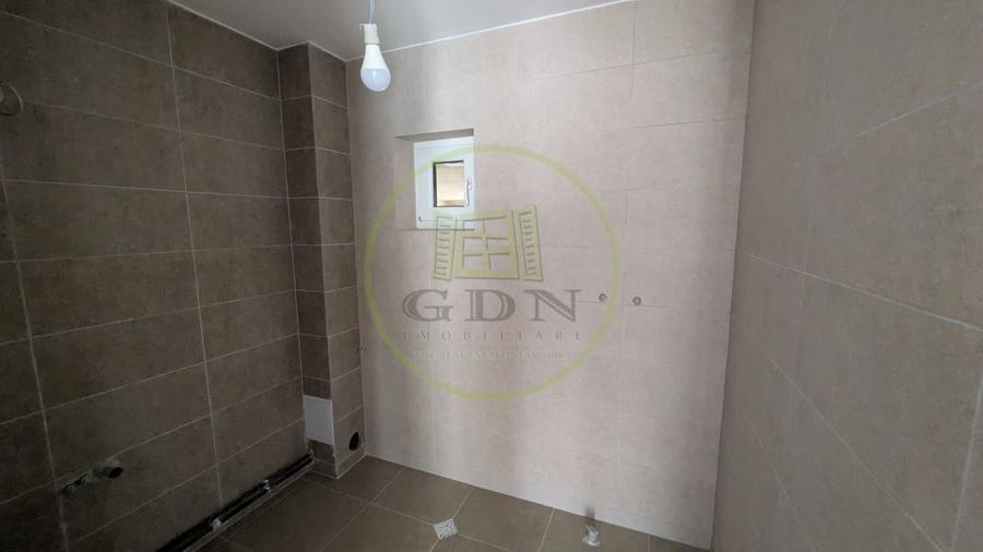Casă individuală cu 5 camere cu Canalizare în Gura Râului