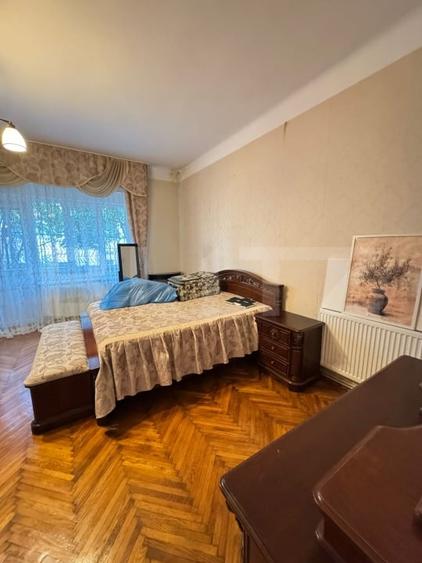 Apartament cu 2 camere decomandat, mobilat în Titulescu