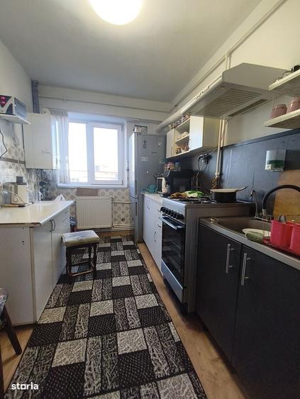 Apartament cu 3 camere decomandat în ICIL