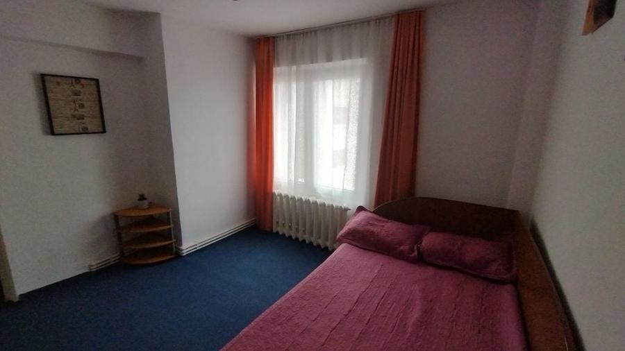Apartament cu 3 camere în George Enescu