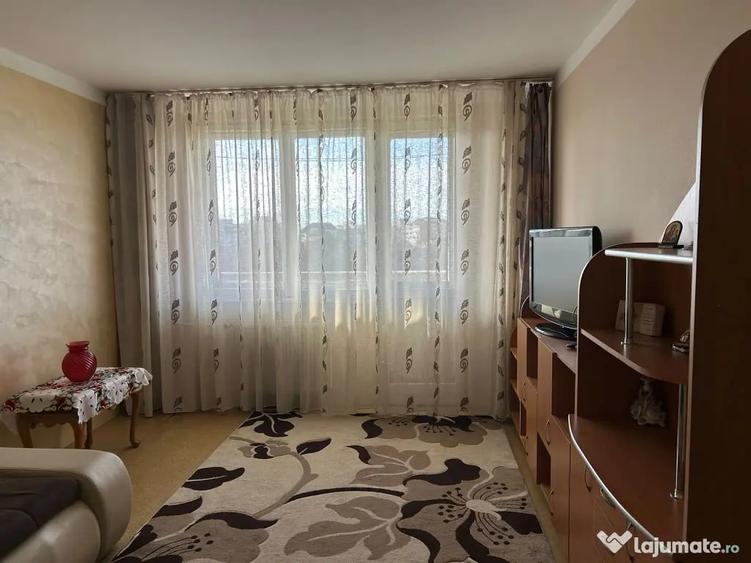 De Vanzare Apartament - 1